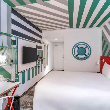 Ibis Styles Warszawa Centrum Exterior photo